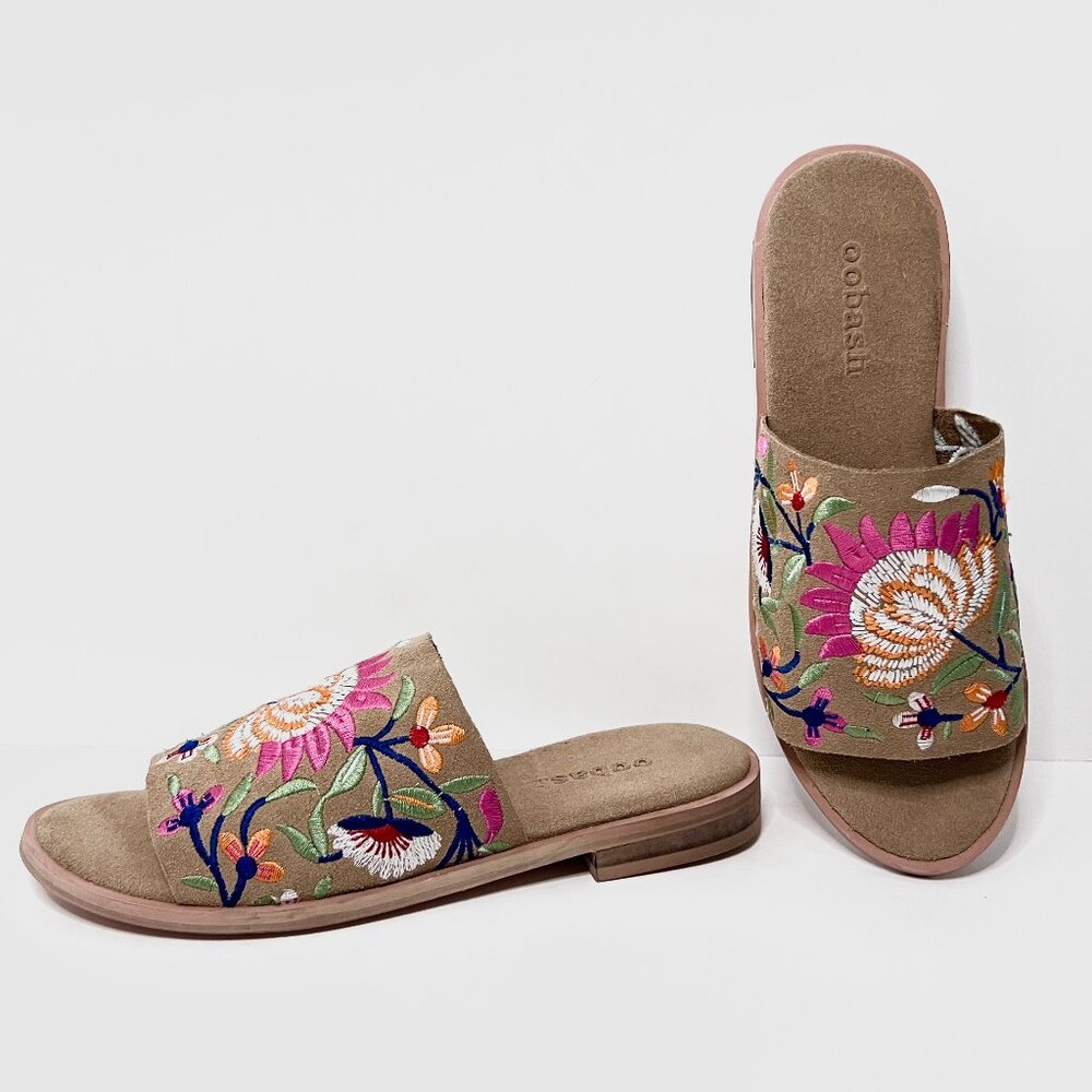 Rose Camel embroidered suede leather Mule